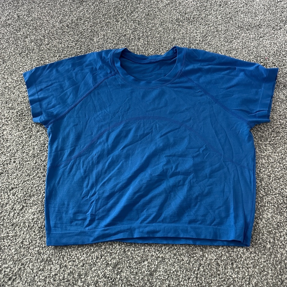 lululemon athletica Blue Crop Top